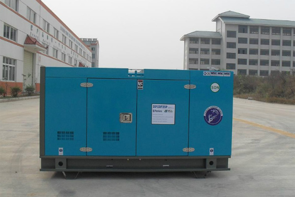 永靖发电机租赁如何正确安装空气滤清器？